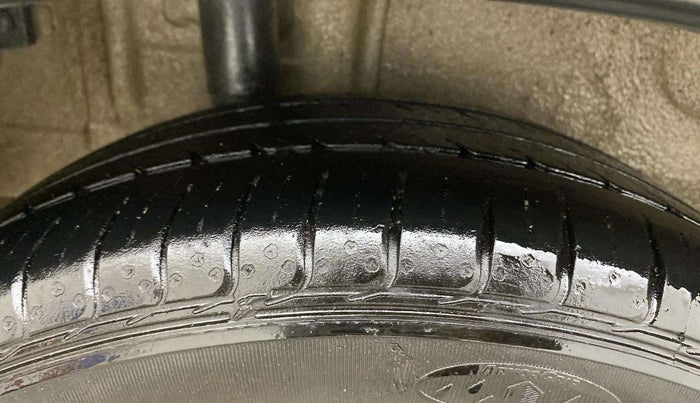 2018 Maruti IGNIS ZETA 1.2 AMT, Petrol, Automatic, 80,142 km, Right Rear Tyre Tread