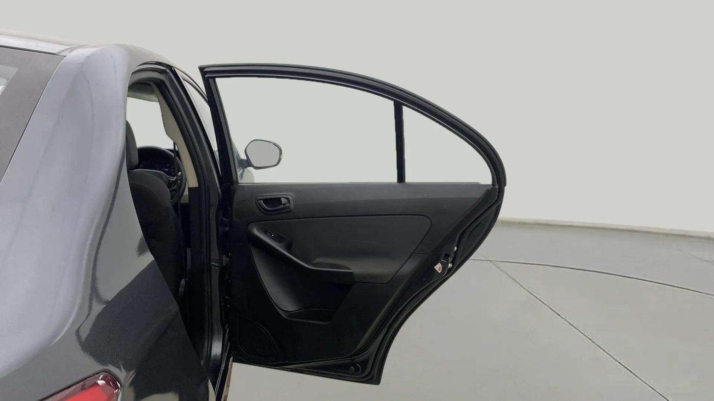 2016 Tata Zest XMS PETROL, Petrol, Manual, 49,347 km, RHS Rear Door