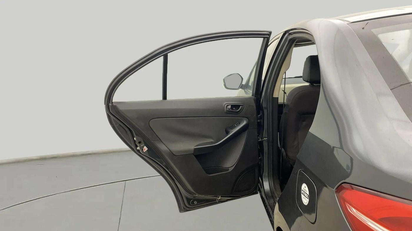 2016 Tata Zest XMS PETROL, Petrol, Manual, 49,347 km, LHS Rear Door