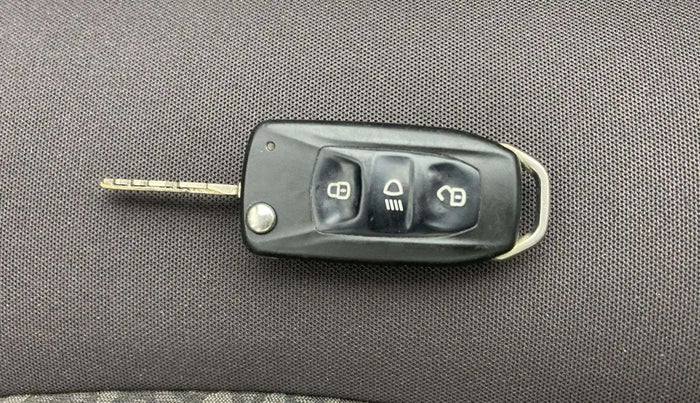 2016 Tata Zest XMS PETROL, Petrol, Manual, 49,286 km, Key Close Up