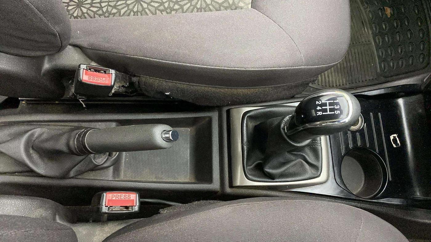 2016 Tata Zest XMS PETROL, Petrol, Manual, 49,347 km, Gear Lever