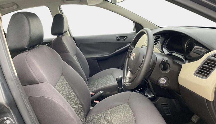 2016 Tata Zest XMS PETROL, Petrol, Manual, 49,286 km, Right Side Front Door Cabin