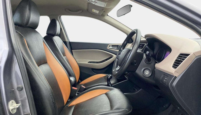2020 Hyundai Elite i20 SPORTZ PLUS 1.2, Petrol, Manual, 85,985 km, Right Side Front Door Cabin