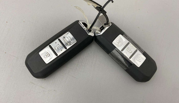2021 MG HECTOR PLUS SELECT 2.0 DIESEL TURBO MT 7-STR, Diesel, Manual, 62,111 km, Key Close Up
