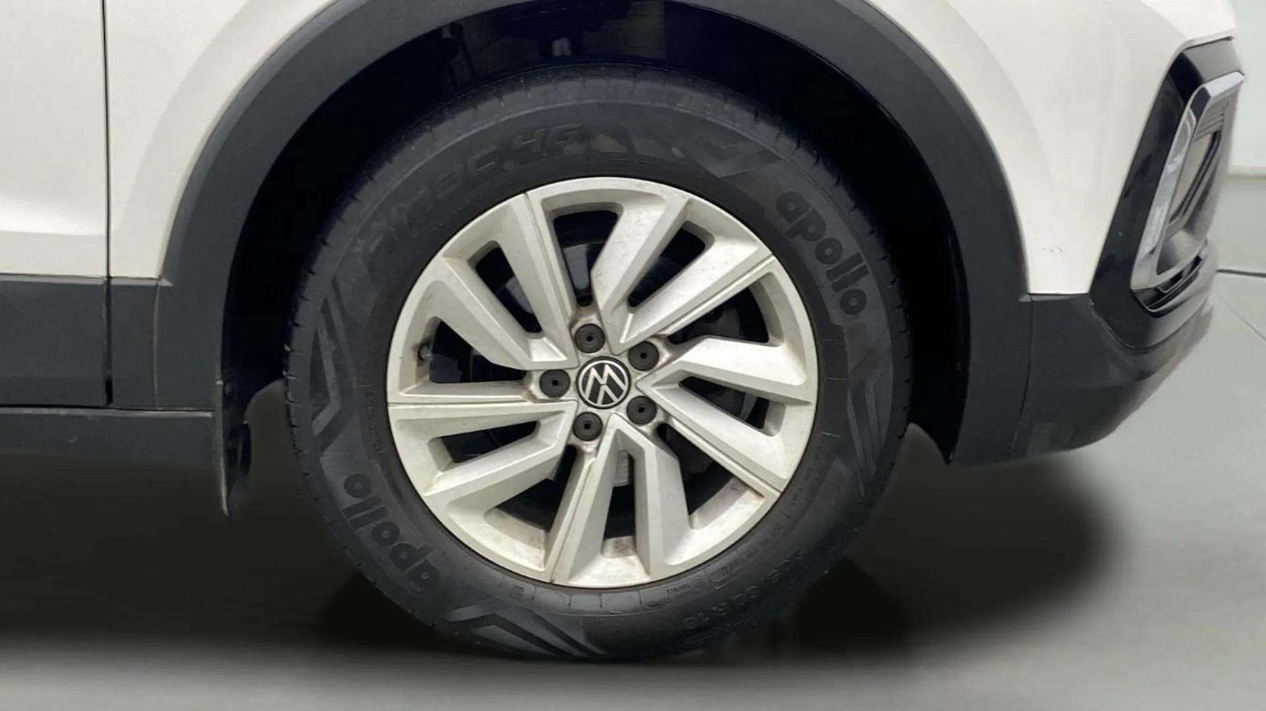 2021 Volkswagen TAIGUN HIGHLINE 1.0 TSI MT, Petrol, Manual, 55,978 km, Right Front Wheel