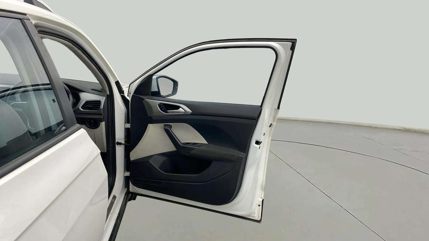 2021 Volkswagen TAIGUN HIGHLINE 1.0 TSI MT, Petrol, Manual, 55,978 km, RHS Front Door