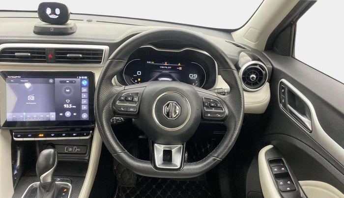 2023 MG ASTOR SAVVY 1.5 CVT, Petrol, Automatic, 20,159 km, Steering Wheel Close Up
