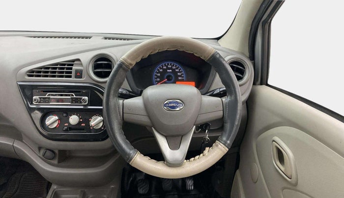 2017 Datsun Redi Go T (O), Petrol, Manual, 83,577 km, Steering Wheel Close Up