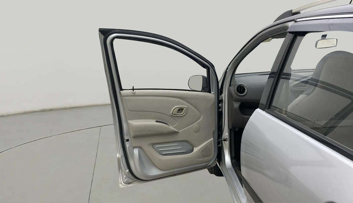 2017 Datsun Redi Go T (O), Petrol, Manual, 83,577 km, LHS Front Door
