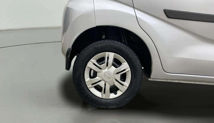 2017 Datsun Redi Go T (O), Petrol, Manual, 83,577 km, Right Rear Wheel
