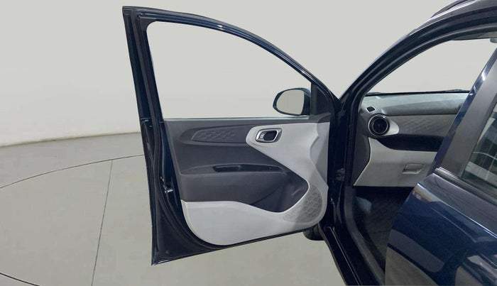 2020 Hyundai GRAND I10 NIOS SPORTZ 1.2 KAPPA VTVT CNG, CNG, Manual, 51,721 km, LHS Front Door