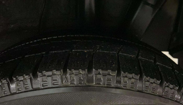 2020 Hyundai GRAND I10 NIOS SPORTZ 1.2 KAPPA VTVT CNG, CNG, Manual, 51,721 km, Left Rear Tyre Tread