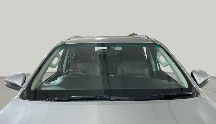 2020 Toyota Fortuner 2.7 4X2 AT, Petrol, Automatic, 25,369 km, Front Windshield