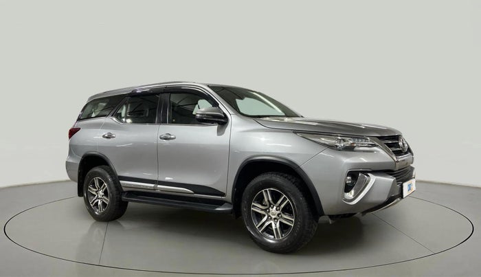 2020 Toyota Fortuner 2.7 4X2 AT, Petrol, Automatic, 25,369 km, Right Front Diagonal