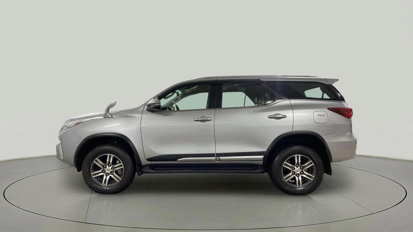 2020 Toyota Fortuner 2.7 4X2 AT, Petrol, Automatic, 25,369 km, Left Side