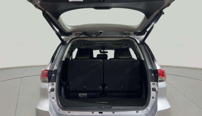 2020 Toyota Fortuner 2.7 4X2 AT, Petrol, Automatic, 25,369 km, Boot Inside