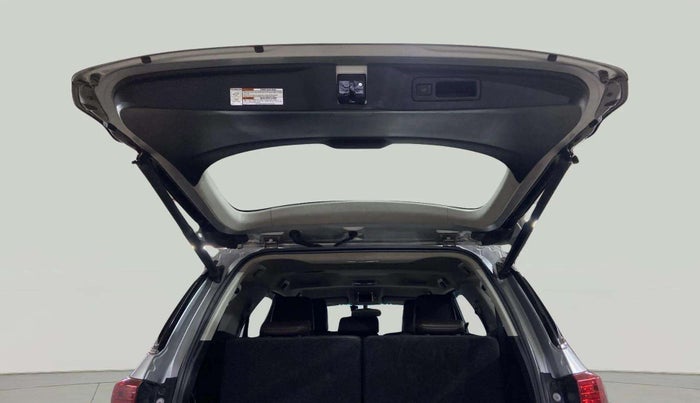 2020 Toyota Fortuner 2.7 4X2 AT, Petrol, Automatic, 25,369 km, Boot Door Open