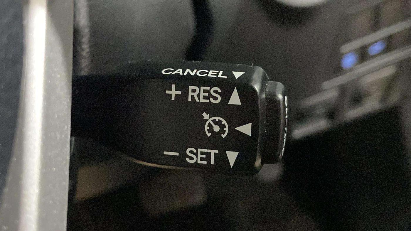 2020 Toyota Fortuner 2.7 4X2 AT, Petrol, Automatic, 25,369 km, Adaptive Cruise Control