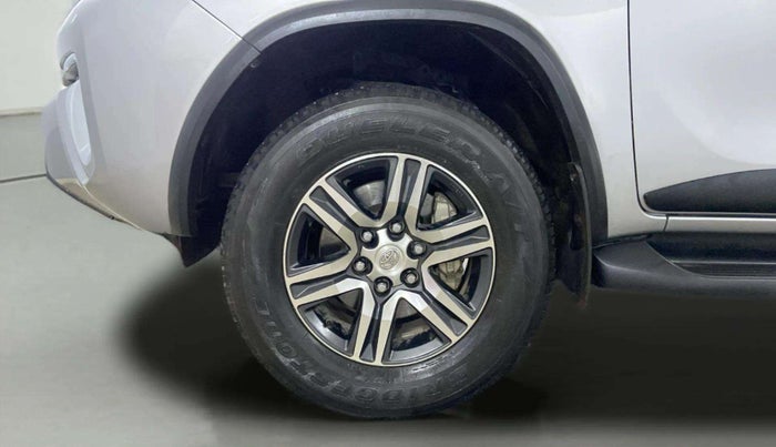 2020 Toyota Fortuner 2.7 4X2 AT, Petrol, Automatic, 25,369 km, Left Front Wheel