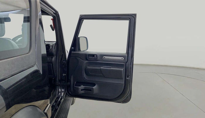 2023 Mahindra Thar LX PETROL HT 4WD AT, Petrol, Automatic, 11,592 km, RHS Front Door