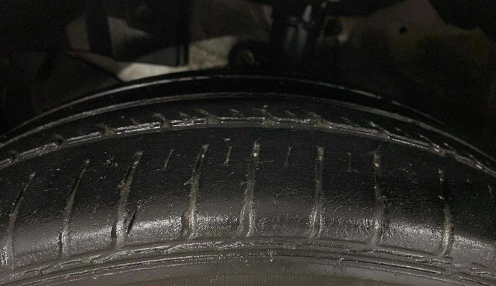2020 Honda Amaze 1.2L I-VTEC VX CVT, Petrol, Automatic, 39,276 km, Left Front Tyre Tread