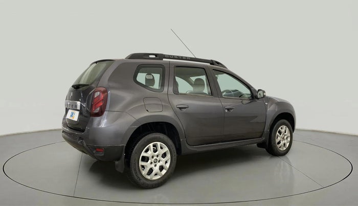 2017 Renault Duster RXL PETROL, Petrol, Manual, 59,567 km, Right Back Diagonal