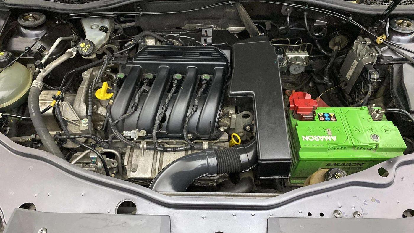 2017 Renault Duster RXL PETROL, Petrol, Manual, 59,678 km, Engine View