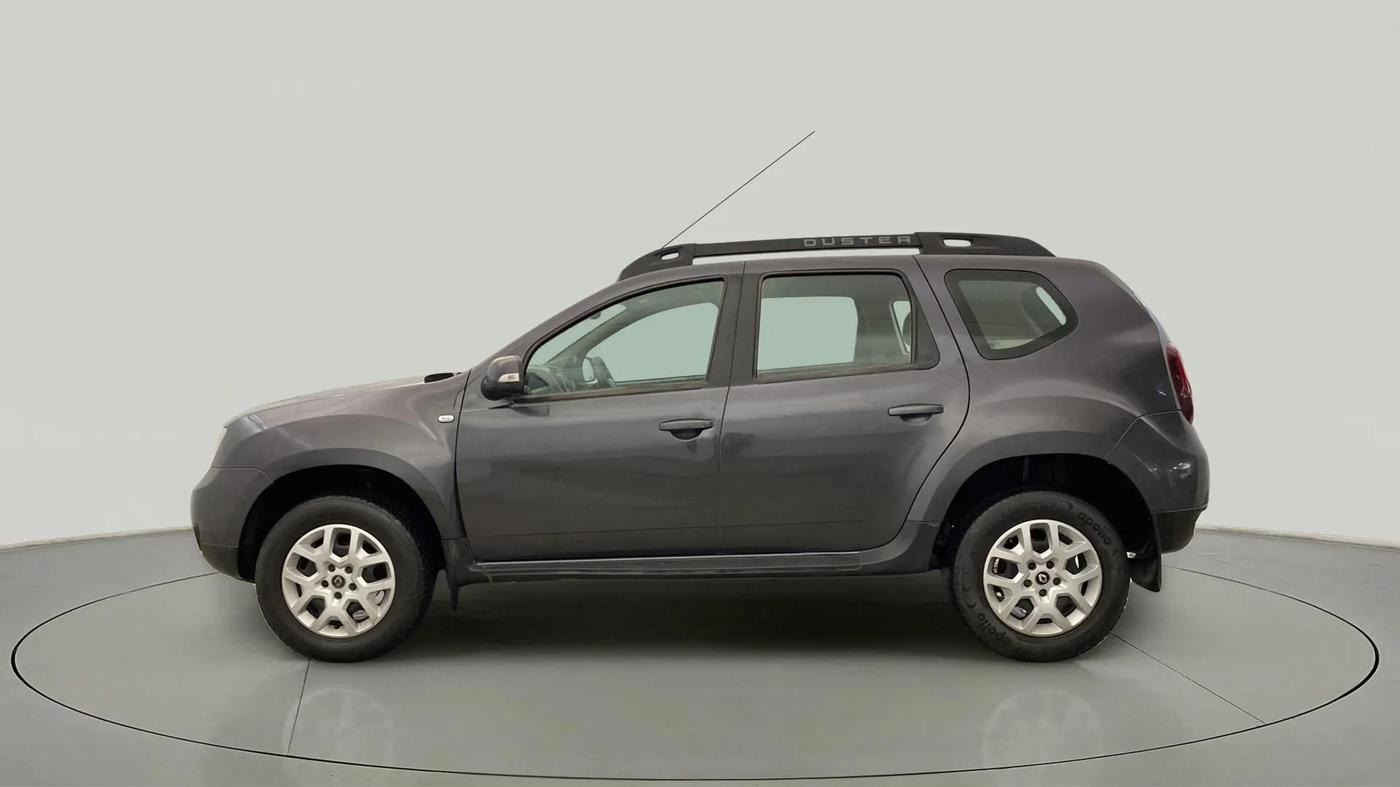 2017 Renault Duster RXL PETROL, Petrol, Manual, 59,678 km, Left Side
