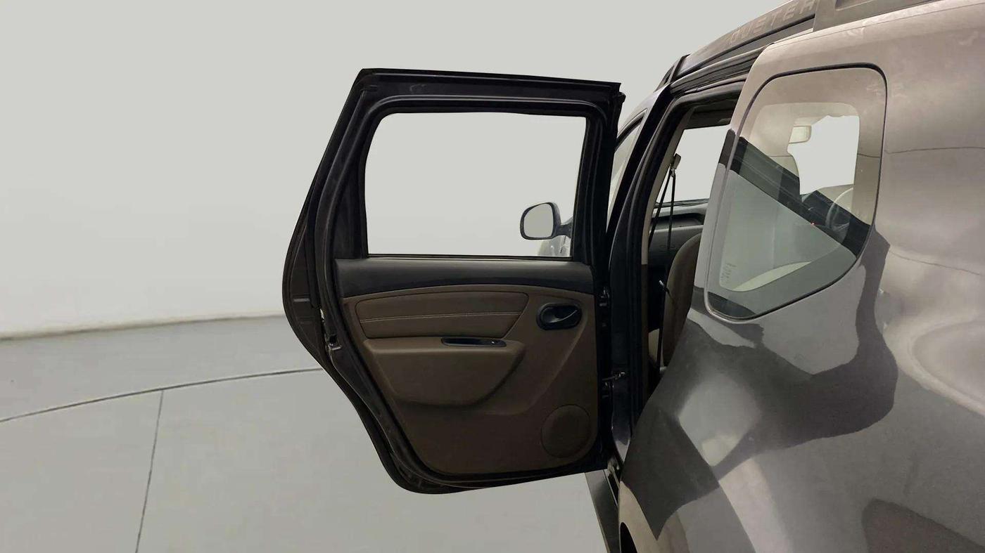 2017 Renault Duster RXL PETROL, Petrol, Manual, 59,678 km, LHS Rear Door