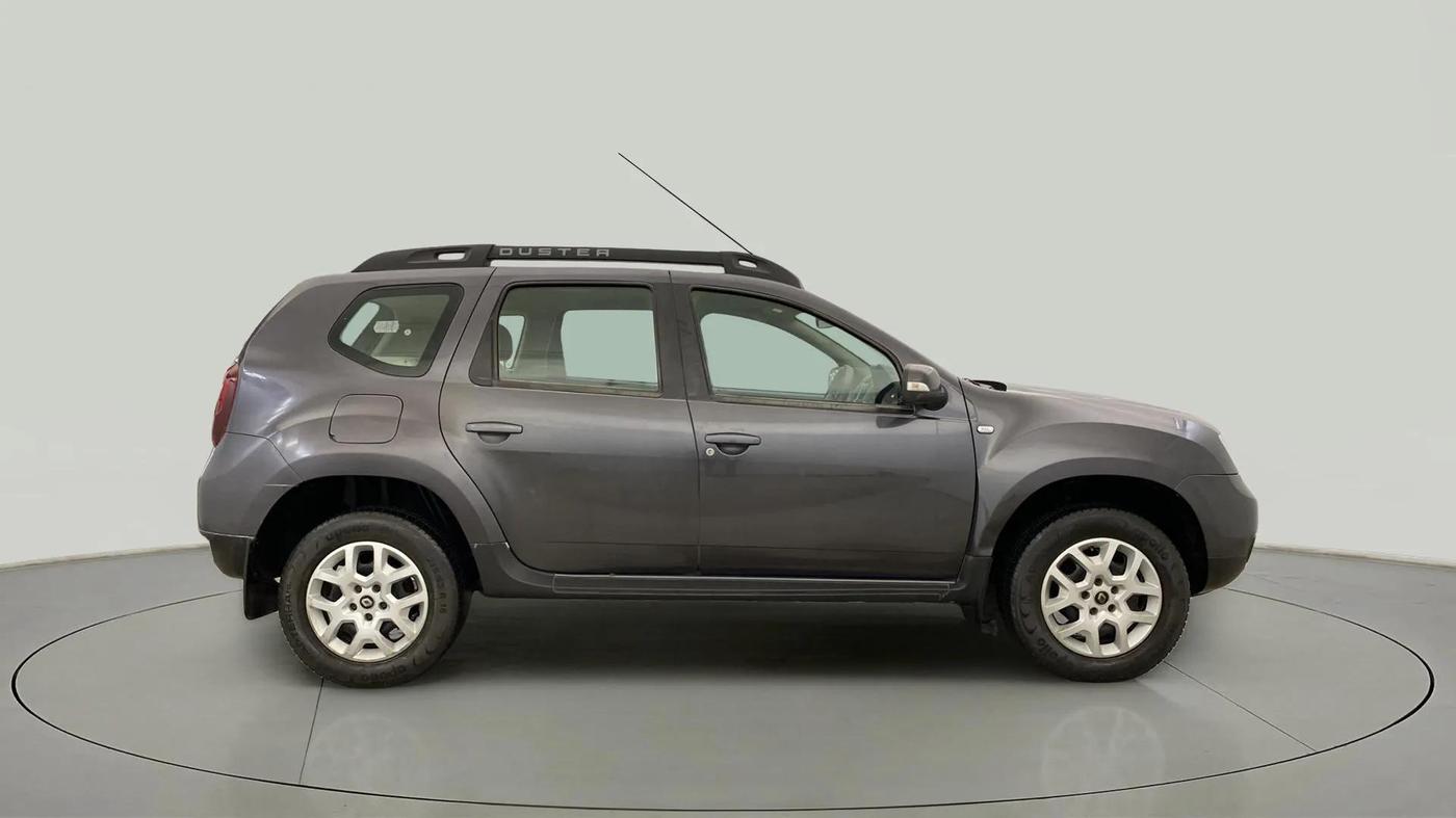2017 Renault Duster RXL PETROL, Petrol, Manual, 59,678 km, Right Side View