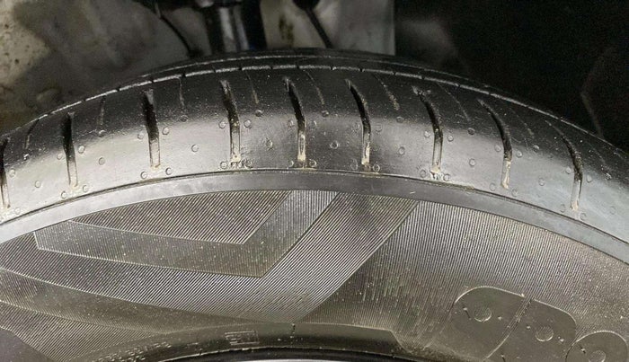 2024 Hyundai VENUE E 1.2, Petrol, Manual, 7,659 km, Right Front Tyre Tread