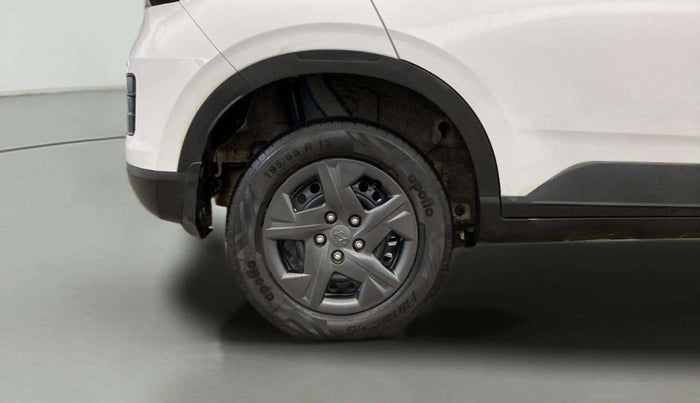 2024 Hyundai VENUE E 1.2, Petrol, Manual, 7,659 km, Right Rear Wheel