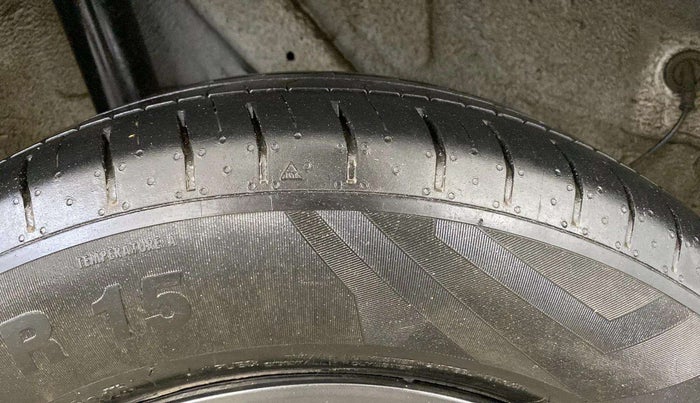 2024 Hyundai VENUE E 1.2, Petrol, Manual, 7,659 km, Right Rear Tyre Tread
