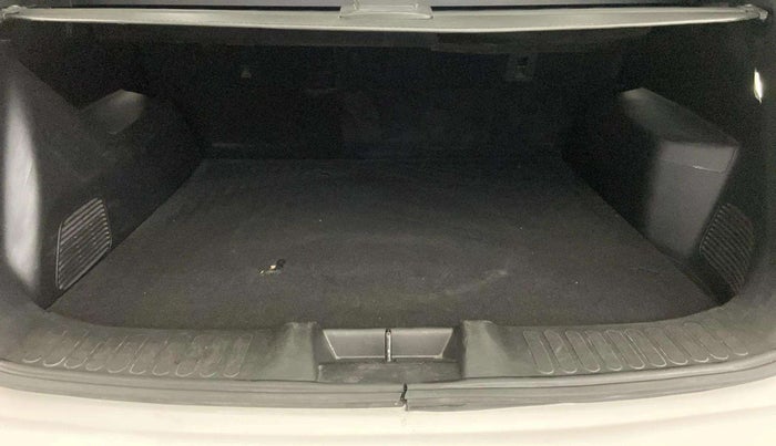 2021 MG HECTOR SHARP 1.5 DCT PETROL, Petrol, Automatic, 73,910 km, Boot Inside