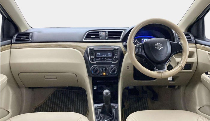 2021 Maruti Ciaz SIGMA 1.5 SHVS MT  PETROL, Petrol, Manual, 31,070 km, Dashboard
