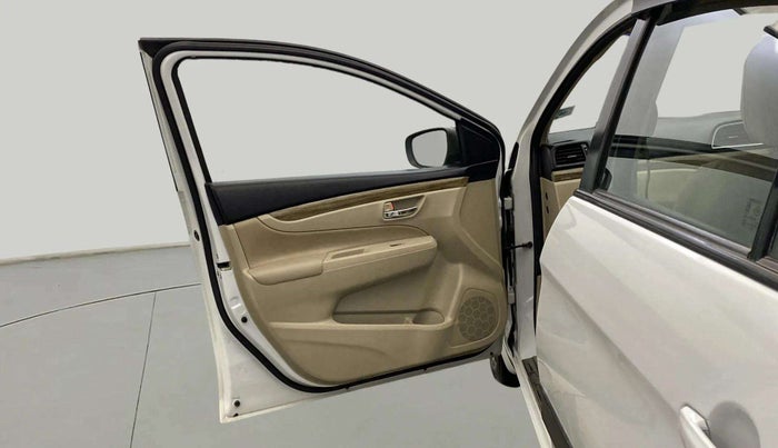 2021 Maruti Ciaz SIGMA 1.5 SHVS MT  PETROL, Petrol, Manual, 31,070 km, LHS Front Door