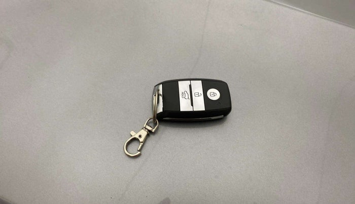 2019 KIA SELTOS HTK PLUS AT 1.5 DIESEL, Diesel, Automatic, 73,429 km, Key Close Up