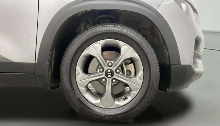 2019 KIA SELTOS HTK PLUS AT 1.5 DIESEL, Diesel, Automatic, 73,429 km, Right Front Wheel