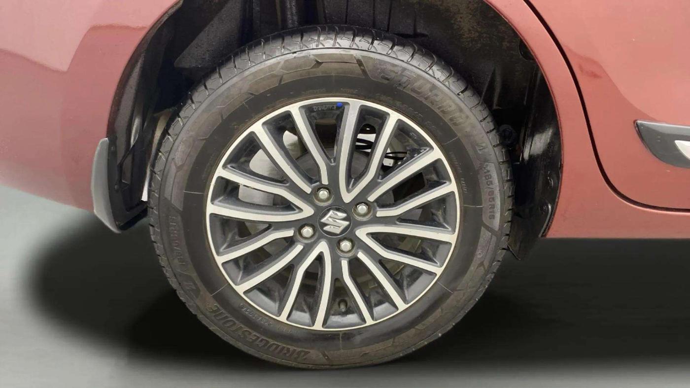 2019 Maruti Dzire ZDI PLUS, Diesel, Manual, 71,349 km, Right Rear Wheel