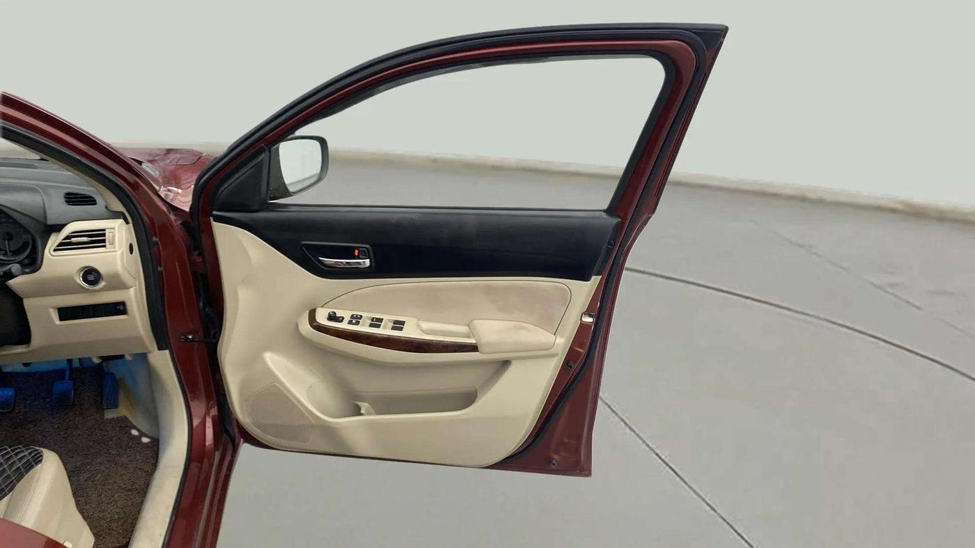 2019 Maruti Dzire ZDI PLUS, Diesel, Manual, 71,349 km, RHS Front Door