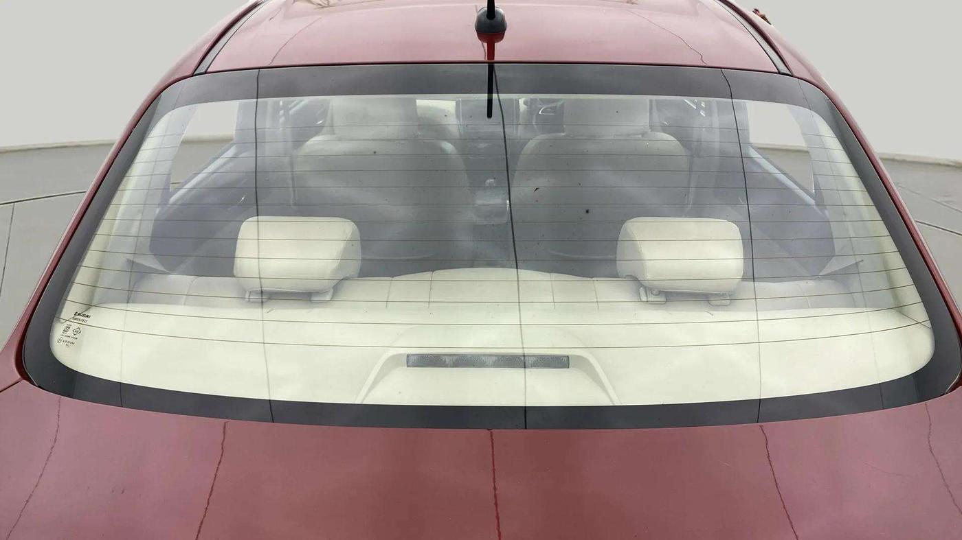 2019 Maruti Dzire ZDI PLUS, Diesel, Manual, 71,349 km, Rear Windshield