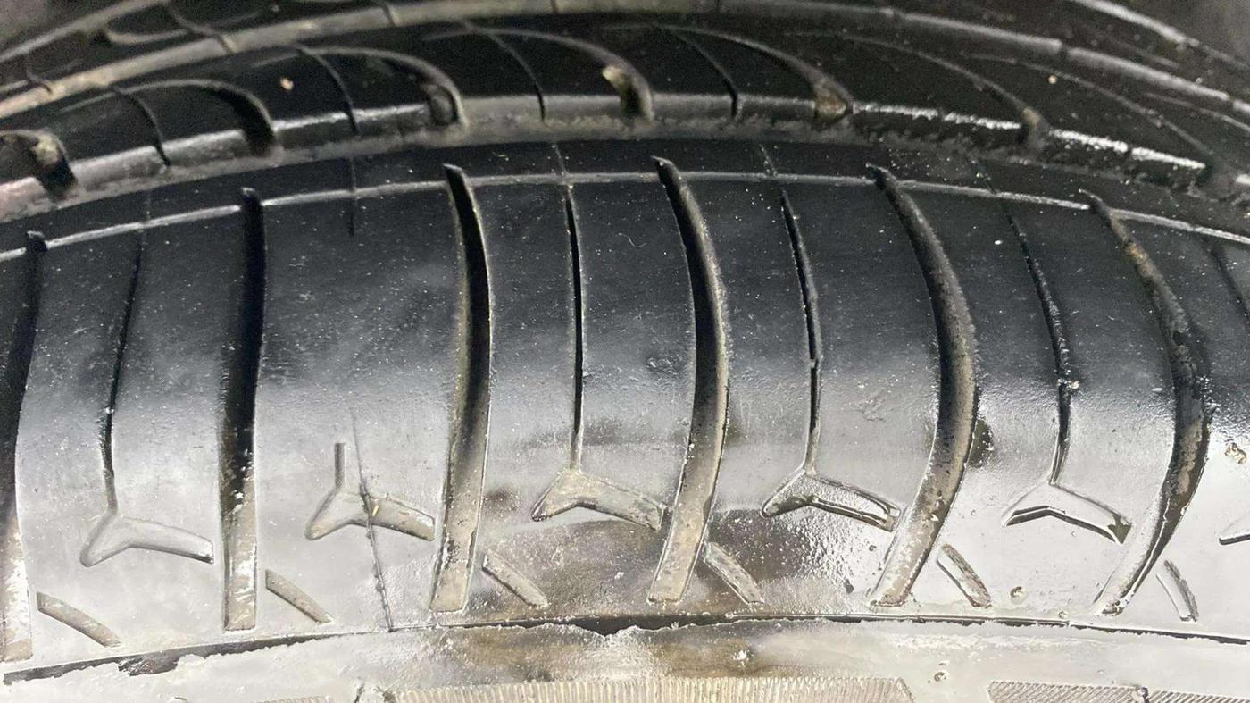 2019 Maruti Dzire ZDI PLUS, Diesel, Manual, 71,349 km, Right Rear Tyre Tread