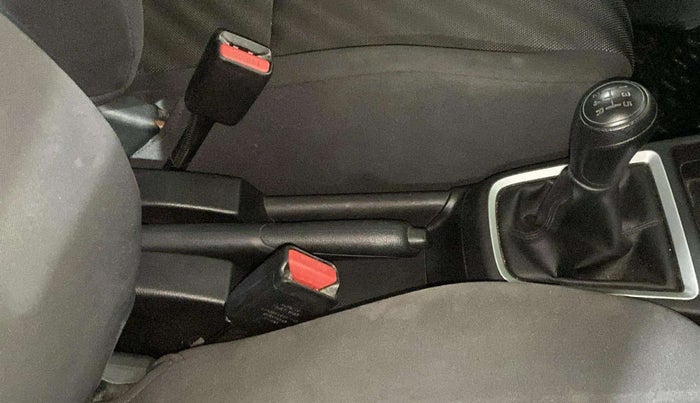 2023 Maruti Swift LXI, Petrol, Manual, 86,544 km, Gear Lever