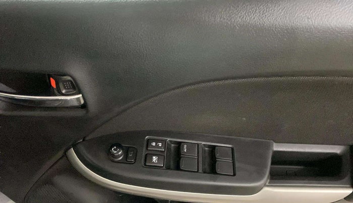 2016 Maruti Baleno ZETA PETROL 1.2, Petrol, Manual, 28,493 km, Driver Side Door Panels Control