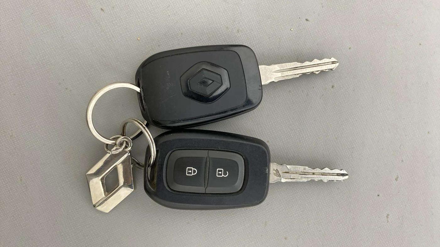 2020 Renault TRIBER RXT, Petrol, Manual, 23,967 km, Key Close Up