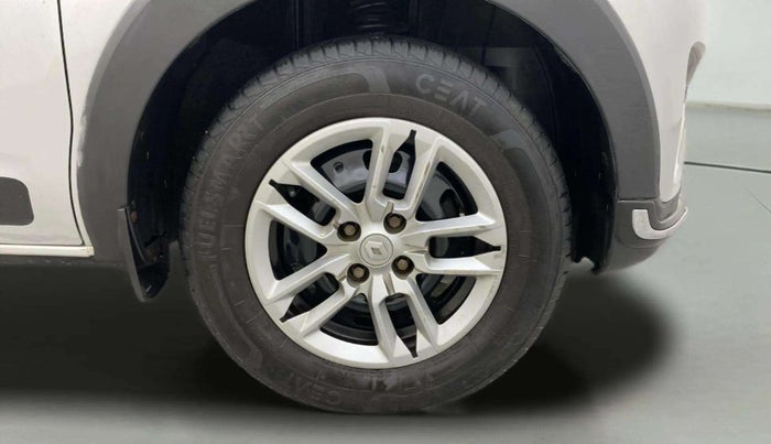 2020 Renault TRIBER RXT, Petrol, Manual, 23,798 km, Right Front Wheel