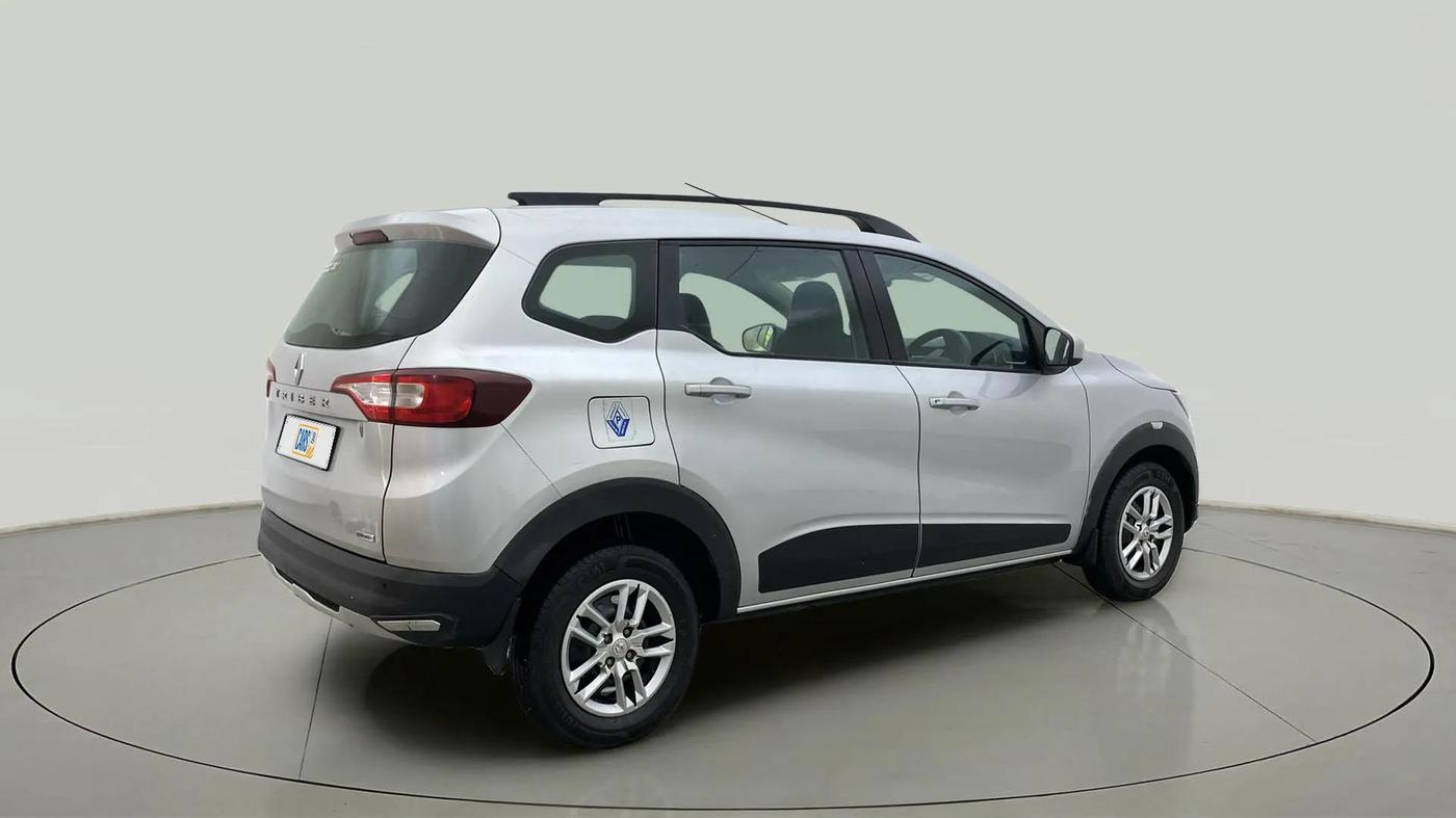 2020 Renault TRIBER RXT, Petrol, Manual, 23,967 km, Right Back Diagonal