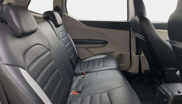 2020 Renault TRIBER RXT, Petrol, Manual, 23,798 km, Right Side Rear Door Cabin