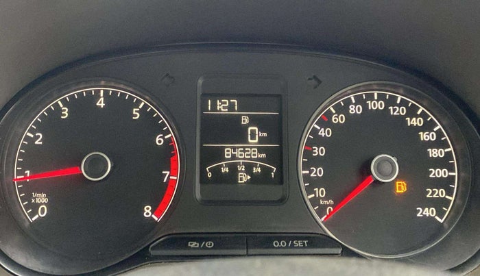 2015 Volkswagen Vento HIGHLINE 1.6 MPI, Petrol, Manual, 84,571 km, Odometer Image