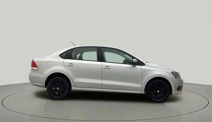 2015 Volkswagen Vento HIGHLINE 1.6 MPI, Petrol, Manual, 84,571 km, Right Side View